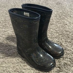 Children’s place rain boots